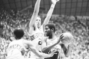 开云体育官网app下载-他曾到访中国和八一男篮交手 如今迈入名人堂大门