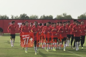 开云体育官网app下载-中国男足回家休整结束 今日复训继续备战12强赛