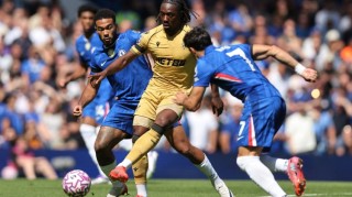 英媒：弗兰克成功说服埃泽，球员放弃枪手选择加盟热刺