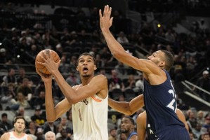 开yun体育app官方下载-NBA彩经：残阵出击！森林狼客场力拼马刺