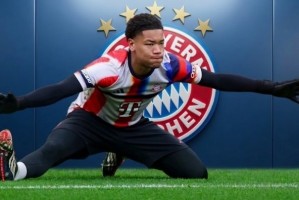 云开体育app官网-又一个16岁！踢球者：拜仁门将位置缺人，普雷斯科特有机会出场